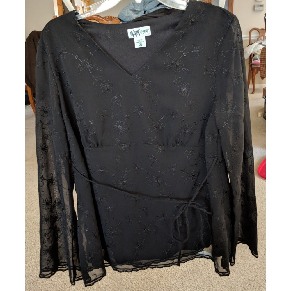 Large maternity shirt